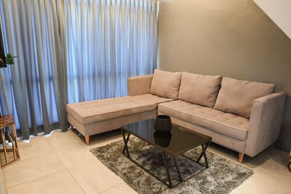 Skyloft 3* Manila